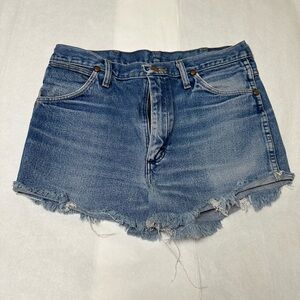 WRANGLER JEAN SHORT 🥀